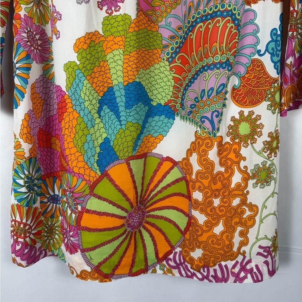 Trina Turk Nod to Mod Bonita Bell Sleeve Silk Mini Dress 60’s Fun Retro Size 4 - Picture 5 of 10